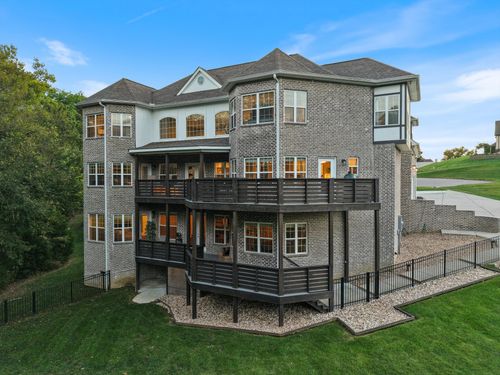 123 Chesapeake Ct, Lebanon, TN, 37087-7642 | Card Image