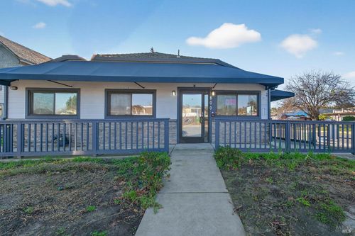 800 E Monte Vista Avenue, Vacaville, CA, 95688 | Card Image