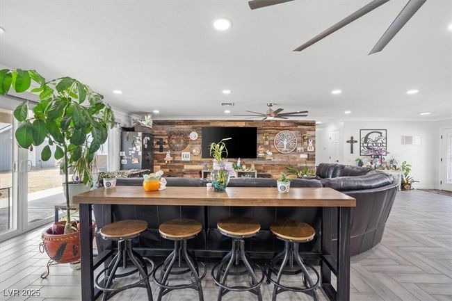 6995 Rogers St, House other with 5 bedrooms, 4 bathrooms and null parking in Las Vegas NV | Image 11