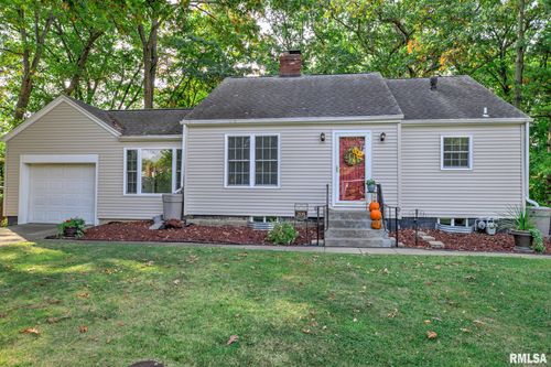 208 Montrose Ave, East Peoria, IL, 61611-2158 | Card Image