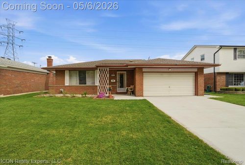 31212 Saratoga Ave, Warren, MI, 48093-1668 | Card Image
