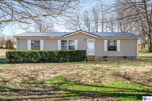 672 Whickerville Rd, Hardyville, KY, 42746-8202 | Card Image