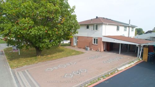82 Davenport Cres, Brampton, ON, L6T3L6 | Card Image