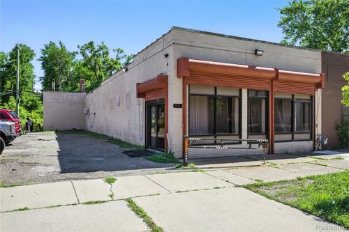 18729 Schoolcraft, Detroit, MI, 48223-2903 | Card Image