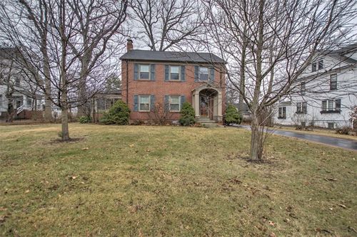 160 N Oakcrest Ave, Decatur, IL, 62522-1809 | Card Image