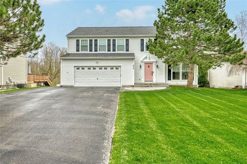 652 Beaver Crk, Macedon, NY, 14502-8869 | Card Image