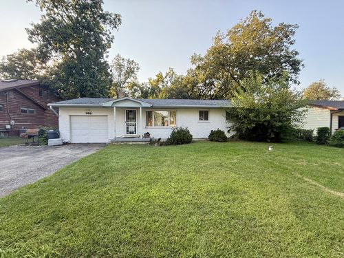 988 S Spruce Ln, Saint Anne, IL, 60964-5334 | Card Image