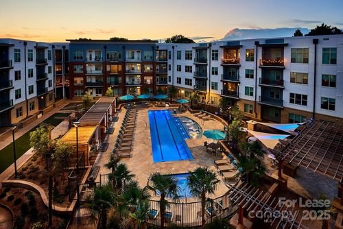 b1-345 Sharon Township Ln, Charlotte, NC, 28211-5158 | Card Image