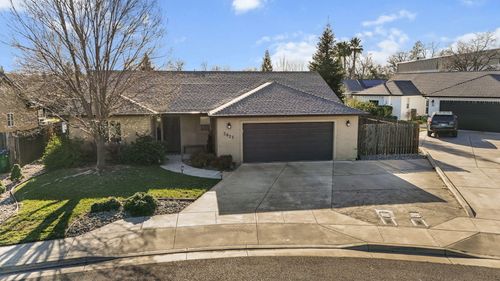 3625 Knight Ln, Anderson, CA, 96007-3038 | Card Image