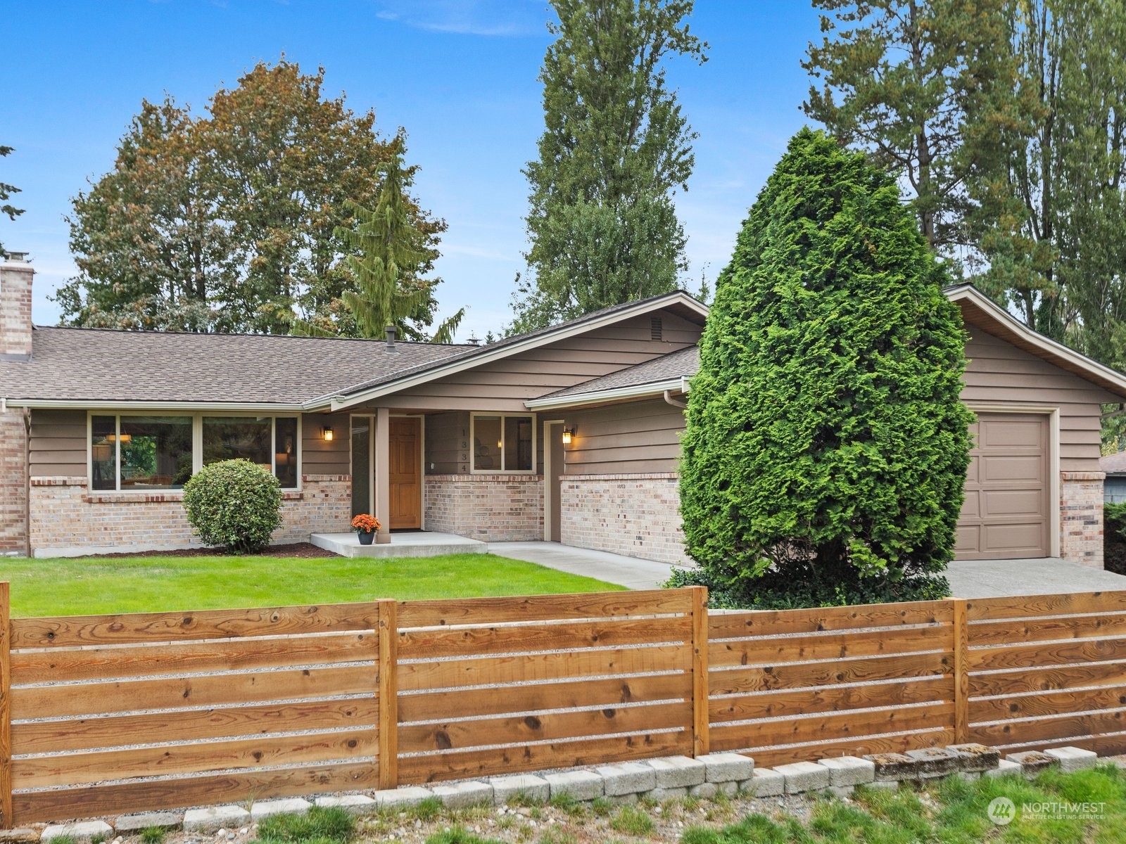 183rd St, Shoreline, WA 98133