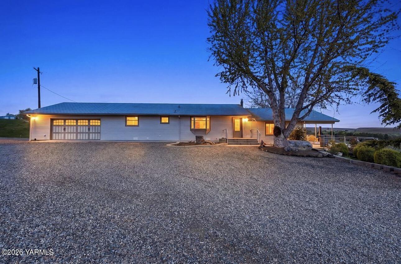 Residential in Benton City 4