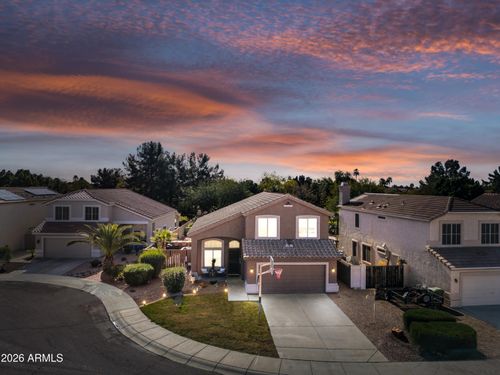 7421 W Lone Cactus Dr, Glendale, AZ, 85308-9522 | Card Image