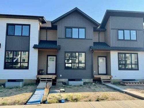 42 Irvin Way, Sylvan Lake, AB, T4S0W2 | Card Image