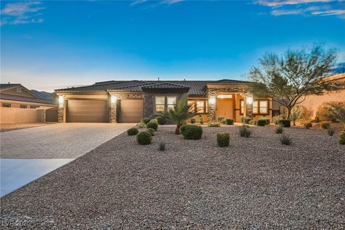5841 Michelli Crest Way, Las Vegas, NV, 89149-1274 | Card Image