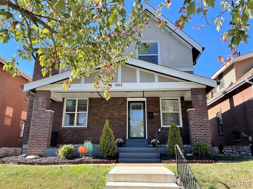 5811 Dewey Ave, Saint Louis, MO, 63116-3235 | Card Image