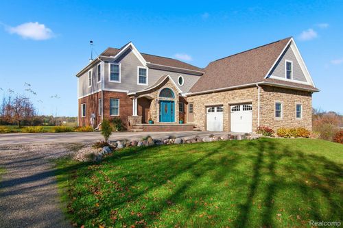 5035 Hidden Ridge Dr, Metamora, MI, 48455-9124 | Card Image