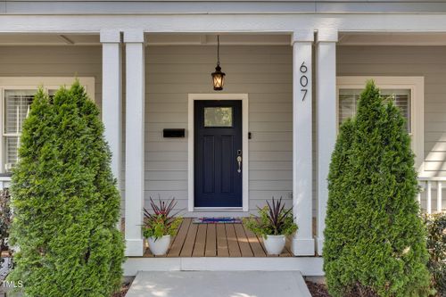 607 Lee St, Durham, NC, 27701-2346 | Card Image