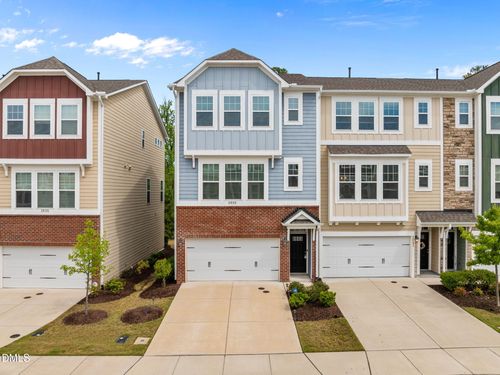 1039 Commack Dr, Durham, NC, 27703-6771 | Card Image