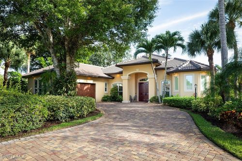 2132 Mission Dr, NAPLES, FL, 34109-7138 | Card Image