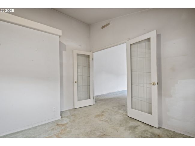 25482 E Cedar Glen Loop, House other with 3 bedrooms, 2 bathrooms and 2 parking in Welches OR | Image 6