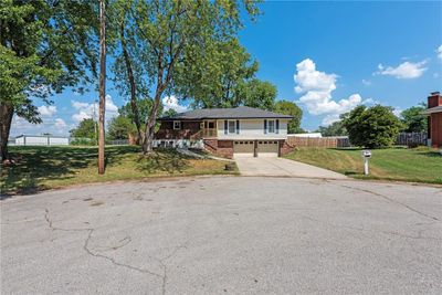 207 Johnson Street, House other with 3 bedrooms, 2 bathrooms and null parking in Buckner MO | Image 3