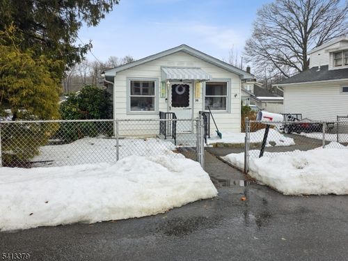 14 High St, Budd Lake, NJ, 07828-2448 | Card Image