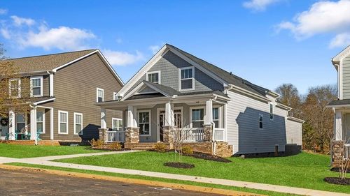 825 Sweet William Rd, Spartanburg, SC, 29301-6363 | Card Image