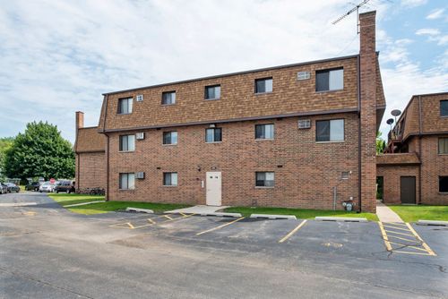 apt-3b-493 Mchenry Rd, Wheeling, IL, 60090-3865 | Card Image