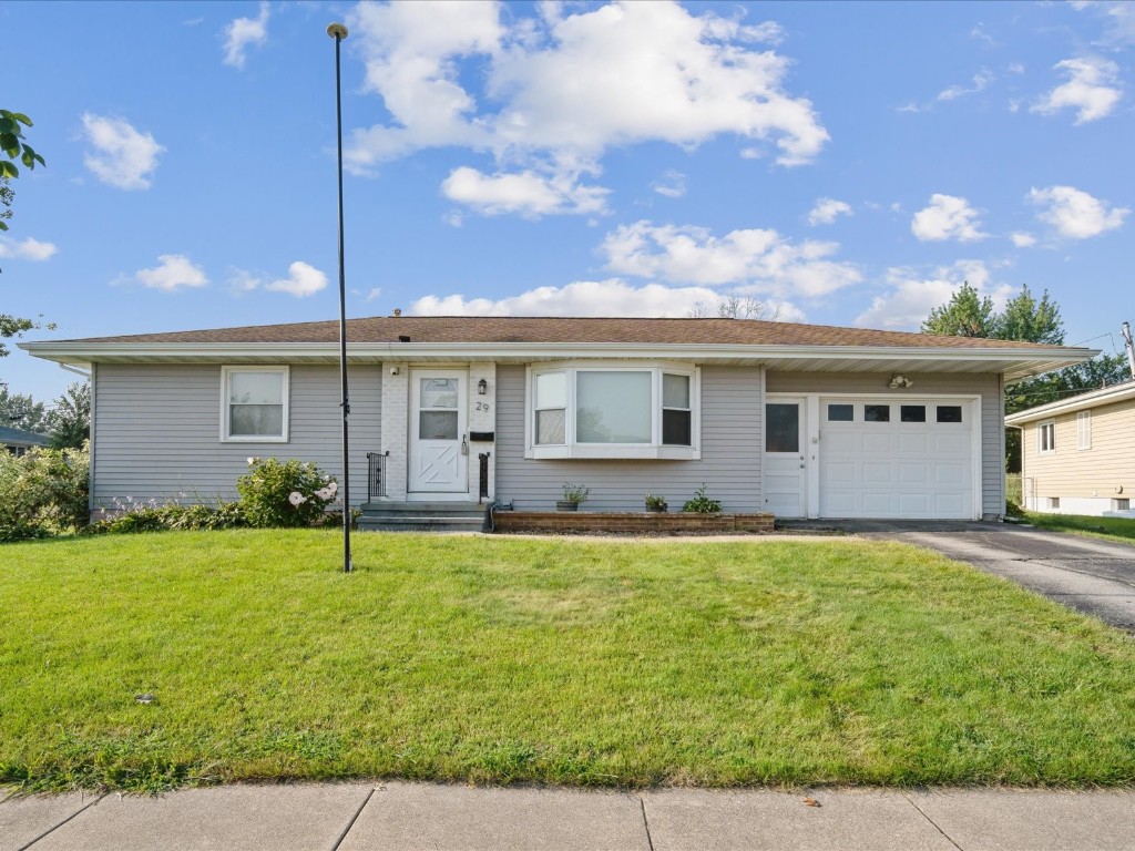 26th Ave, Cedar Rapids, IA 52404