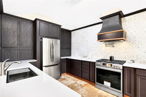 2230 Howell Ave, Bryan, TX, 77803-5010 | Card Image