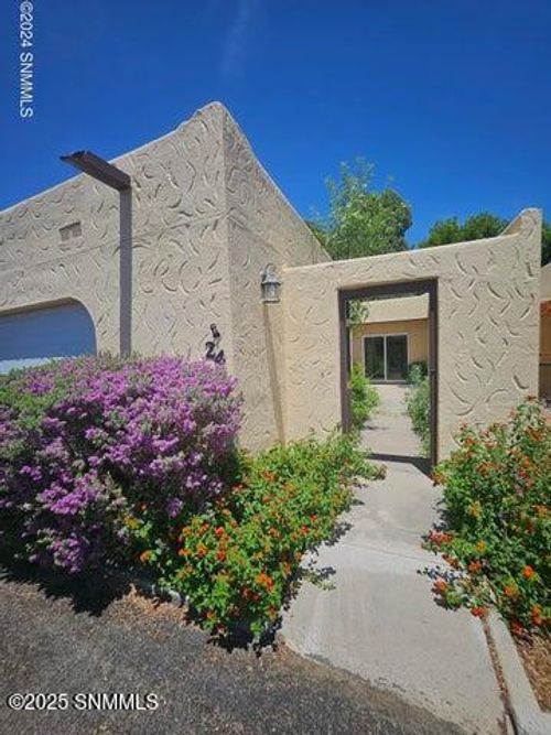 apt-24-905 Conway Ave, Las Cruces, NM, 88005-7732 | Card Image