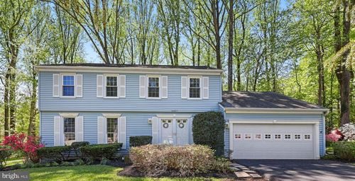 10827 Burr Oak Way, BURKE, VA, 22015-2416 | Card Image