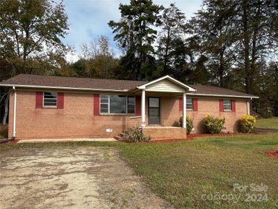 925 Rock Grove Church Road, House other with 3 bedrooms, 2 bathrooms and null parking in Salisbury NC | Image 1