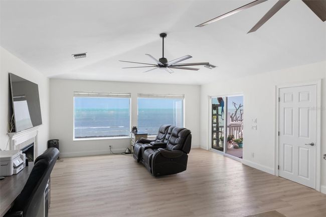 1659 Long Beach Dr, House other with 3 bedrooms, 2 bathrooms and null parking in Big Pine Key FL | Image 19