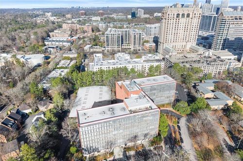 apt-313-3060 Pharr Court North Nw, Atlanta, GA, 30305-2025 | Card Image