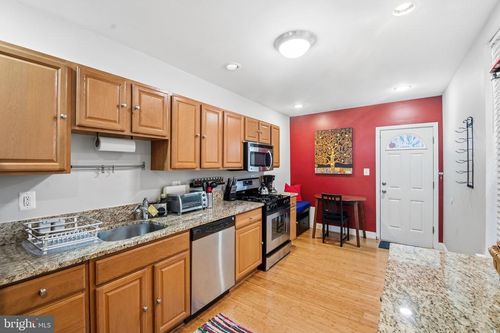 2040 Orleans St, BALTIMORE, MD, 21231-1116 | Card Image