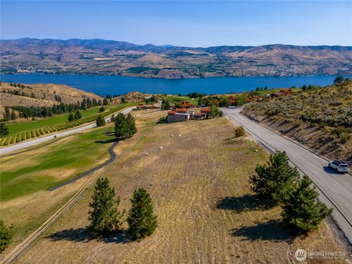 322 Paintbrush Rd, Chelan, WA, 98816-6101 | Card Image