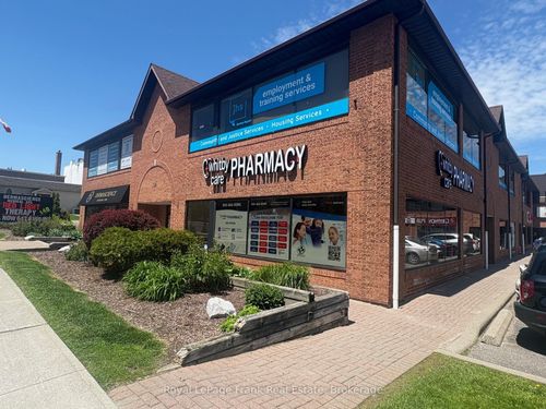 206-114 Dundas St E, Whitby, ON, L1N2H7 | Card Image
