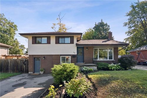 33 Patterson Ave, Brantford, ON, N3S6X1 | Card Image