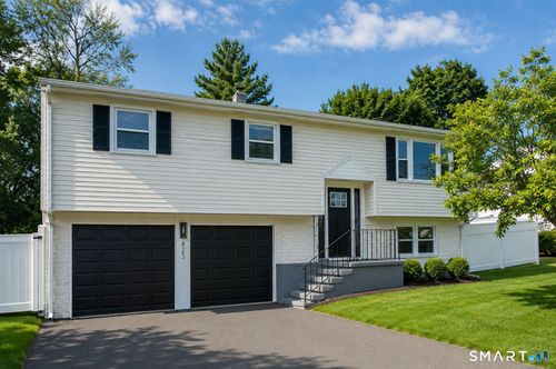 425 Judd St, Fairfield, CT, 06824-3517 | Card Image