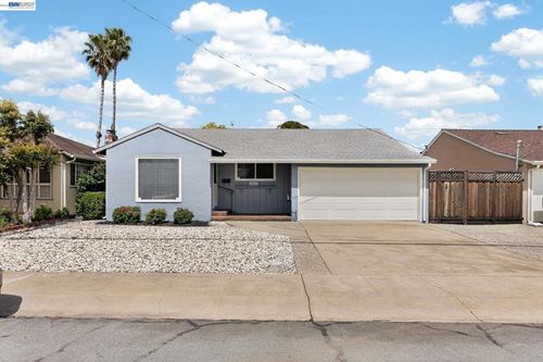 14562 Juniper St, San Leandro, CA, 94579-1039 | Card Image