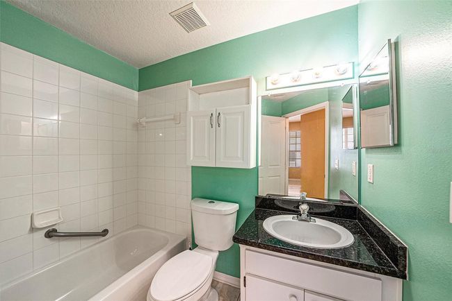 Guest Bath | Image 17