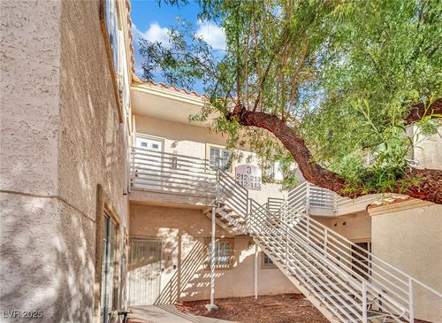 212-1900 N Torrey Pines Dr, Las Vegas, NV, 89108-6442 | Card Image