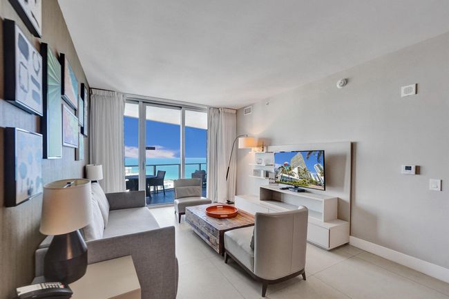 1910 - 4111 S Ocean Dr, Condo with 1 bedrooms, 1 bathrooms and null parking in Hollywood FL | Image 8