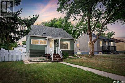 876 Monk Ave, House other with 3 bedrooms, 1 bathrooms and null parking in Moose Jaw SK | Image 1