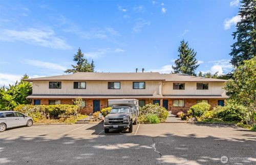 6-2418 Euclid Ave, Everett, WA, 98203-4855 | Card Image
