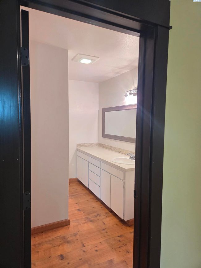 6302 Sand Rd, Home with 4 bedrooms, 3 bathrooms and null parking in Pullman WA | Image 23