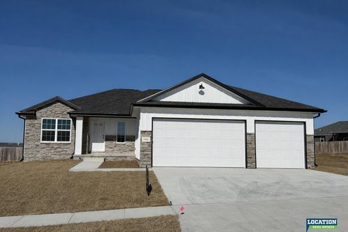 7622 Vera Dr, Lincoln, NE, 68516-2178 | Card Image