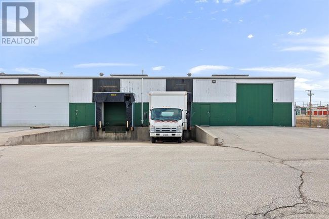 3181 Devon Dr, Home with 0 bedrooms, 0 bathrooms and null parking in Windsor ON | Image 22