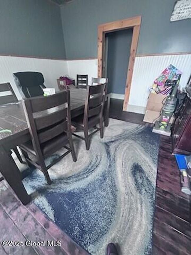 Unit 3 Dining Room | Image 34